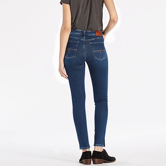 Lucky Brand Denim - 🌟4 for $20 Lucky Brand Lolita split hem jeans